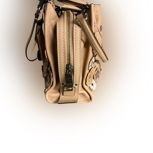 Coach Rouge 30 Tea Rose Tan Leather Bag - Picture 10 of 16